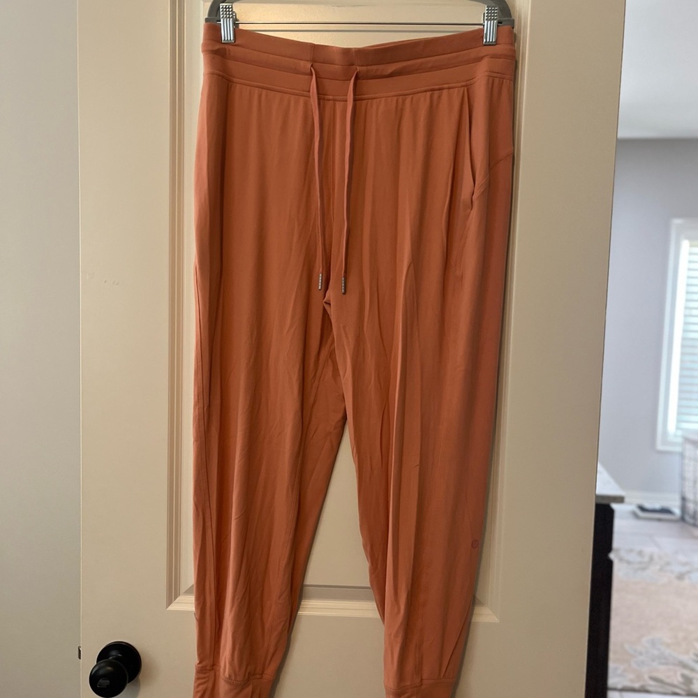 lululemon athletica joggers